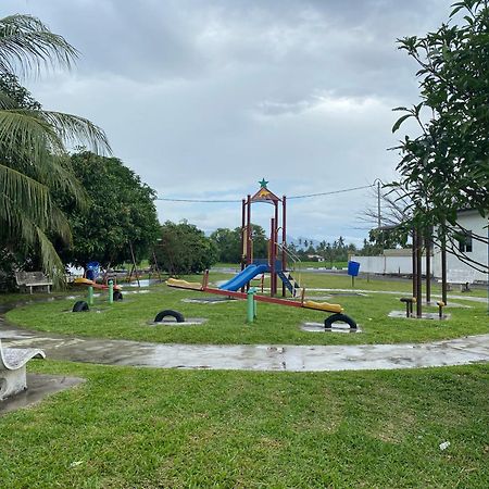 Homestay Desa Tikam Batu Sungai Petani Ngoại thất bức ảnh
